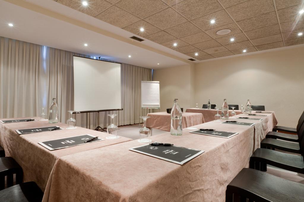 Senator Barajas Hotel Madri