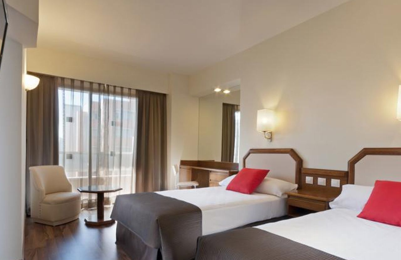 Senator Barajas Hotel Madri